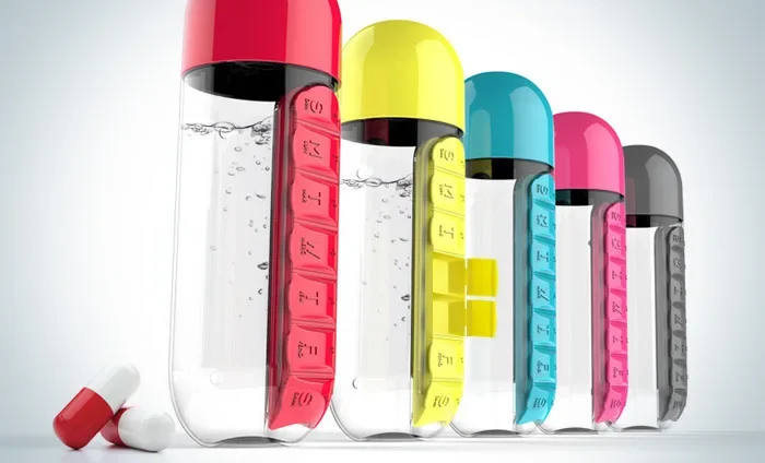 600ml Sports Plastic Water Bottle Combine Daily Pill Boxes Organizer Drinking Bottles Leak-Proof Bottle Tumbler Outdoor