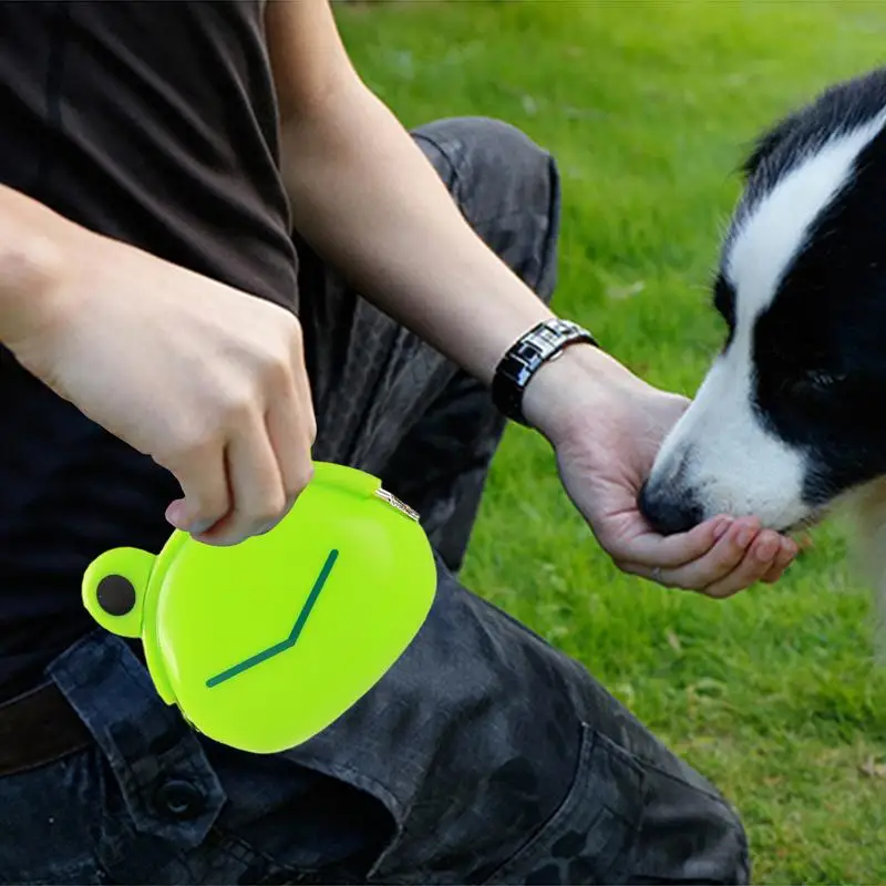 Dog Treat Bag Silicone Pet Feed Snack Reward Pocket Fanny Pack Waterproof Dog Food Dispenser for Pet Training Walking