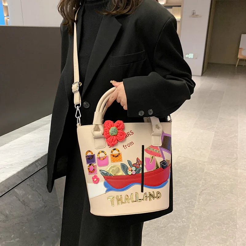 Fashion Cartoon Embroidered Bucket Shape Women Purses and Handbags Designer Leather Shoulder Bag Female Tote Bag High Quality