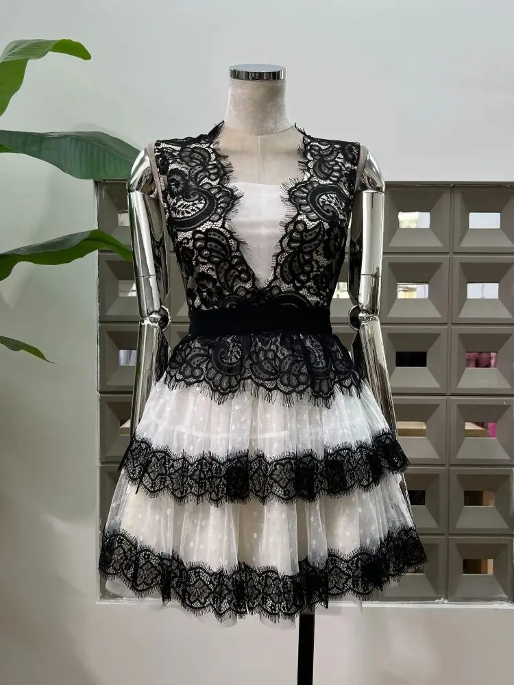 

Новое летнее элегантное модное черное кружевное вышитое сексуальное облегающее мини-платье без рукавов с v-образным вырезом, вечерние женские платья