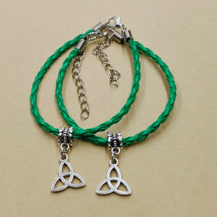 سوار مضفر من الجلد مع مشبك جراد البحر ، 3 أوراق البرسيم الايرني ، فاصل مثلث ، عيد القديس باتريك ، 20 قطعة #5