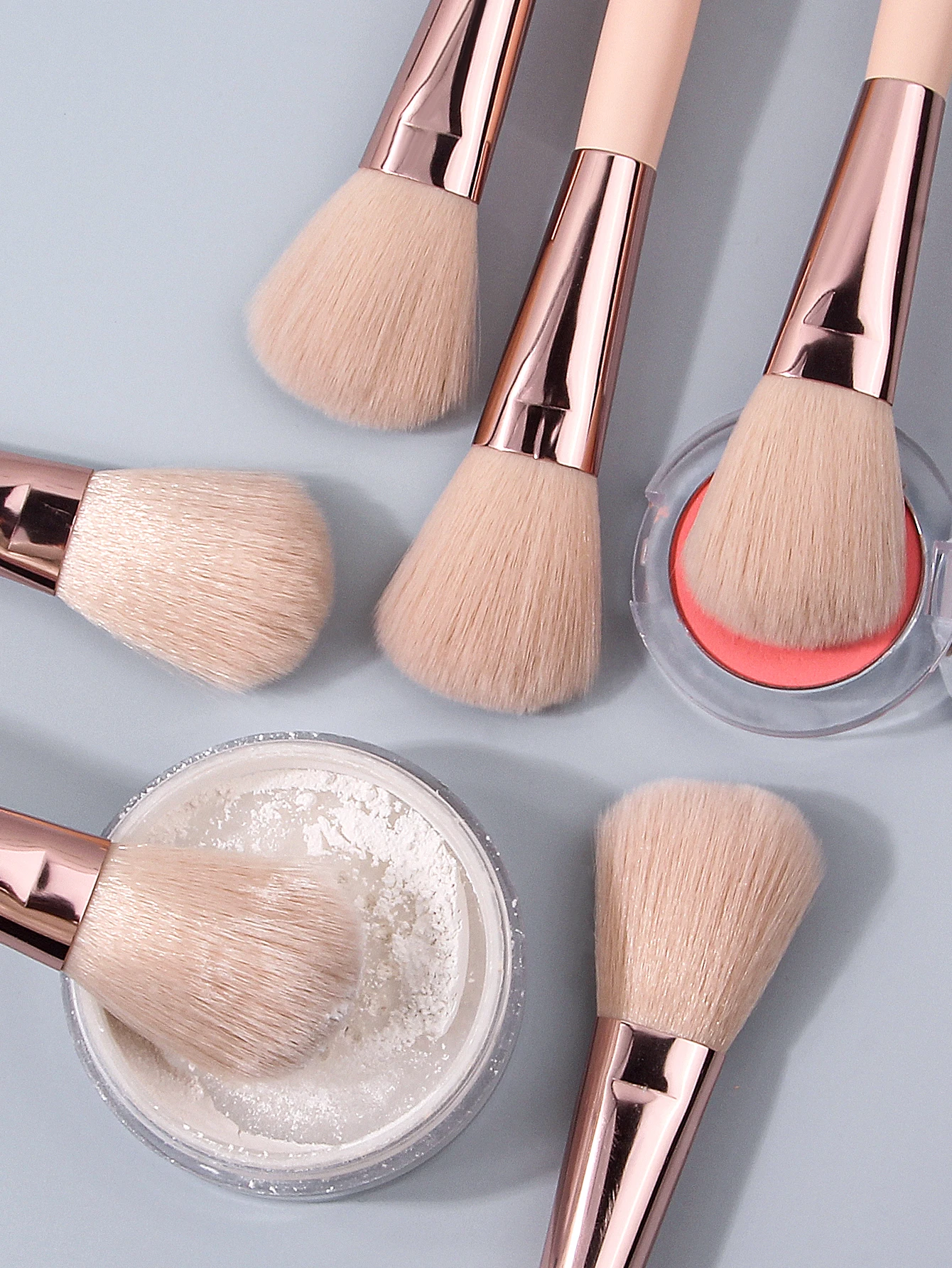 6 قطع من فرشاة أحمر الخدود ذات المقبض الخشبي، فرشاة كفاف البودرة السائبة، فرشاة مكياج الوجه متعددة الوظائف للمبتدئين، أداة تجميل #4