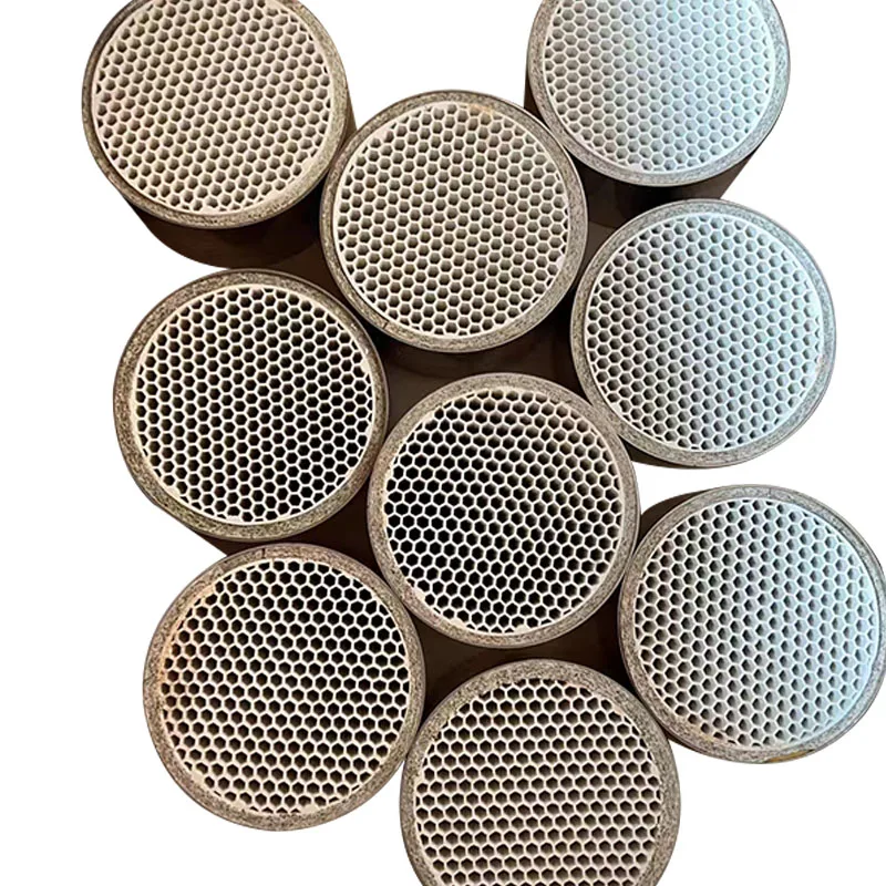 Ceramic Heat Exchanger 114*60mm Hexagonal Holes Honeycomb Shape Acts on Heat Recuperators, Fireplaces, etc