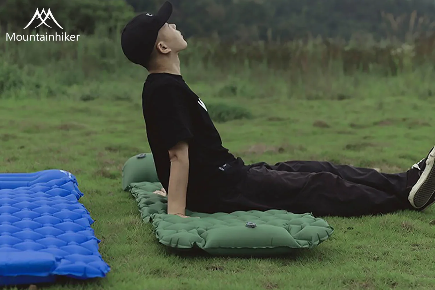 MOUNTAINHIKER Outdoor Camping Inflatable Mattress Sleeping Pad With Pillows Ultralight Air Mats for Backpacking Hiking Fishing