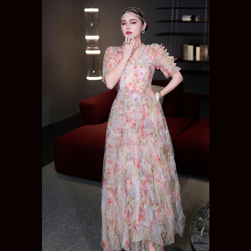 ชุดเดรสผู้หญิงดีไซน์เนอร์จากเมย์ยิธุน ชุดเดรสตาข่ายฤดูร้อน ชุดเดรสผู้หญิงทรงหรู คอวี แต่งระบาย แขนสั้น พิมพ์ลาย ชุดเดรสตาข่ายยาวสำหรับงานปาร์ตี้ MX