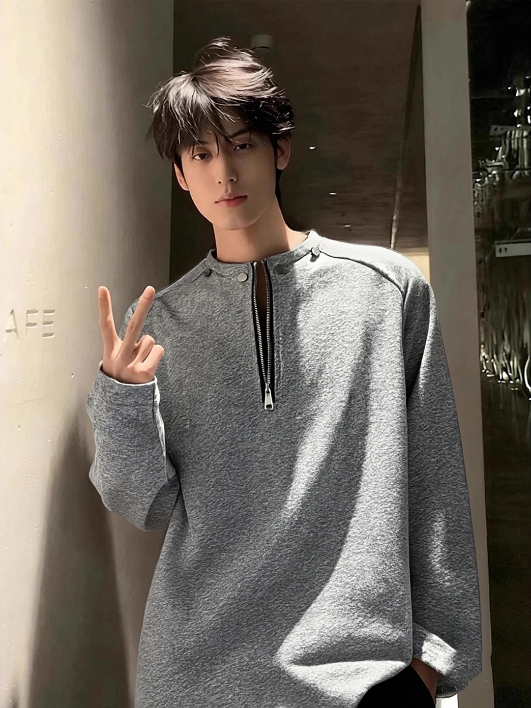 

Мужская толстовка на молнии с подкладкой из флиса, осенне-зимняя, с заклепками, утепленными плечами, длинными рукавами, Cleanfit, для ношения под одеждой