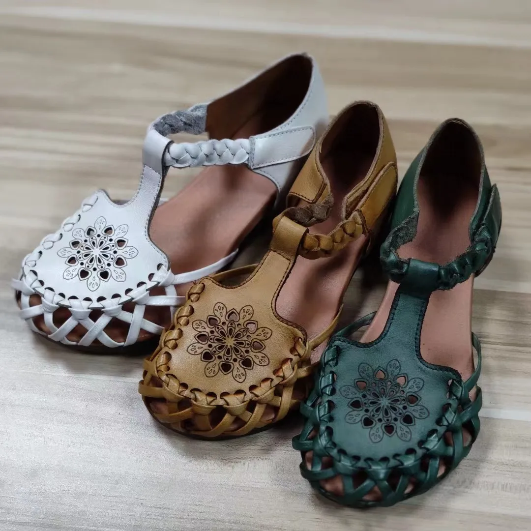 Careaymade-Retro Summer Women Shoes Perforated Hollowed-out Hand-woven Flower Flat Women\'s Sandals Genuine Leather Shoes