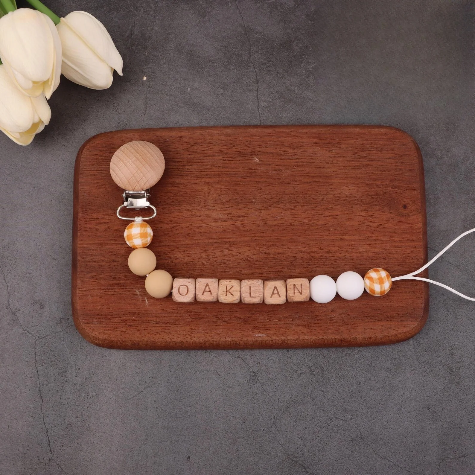 개인화 된 아기 젖꼭지 가죽 끈 나무 이름 구슬 소년 소녀를위한 독특한 젖꼭지 체인