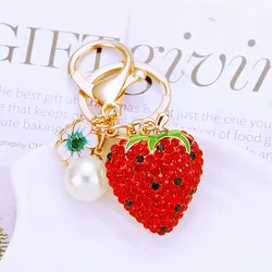 Lovely Red Strawberry Rhinestones Setting Keychains Kawaii Fruit Pendant Crystals Alloy Keyrings Cute Girl Woman Fashion Jewelry