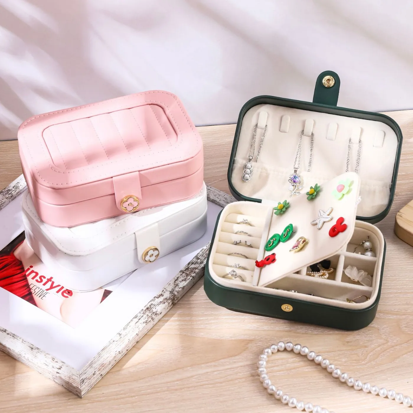 

Портативная шкатулка для драгоценностей, органайзер для путешествий, футляр для ювелирных изделий, кожаный органайзер для хранения серег, ожерелье, кольцо, органайзер для ювелирных изделий, дисплей