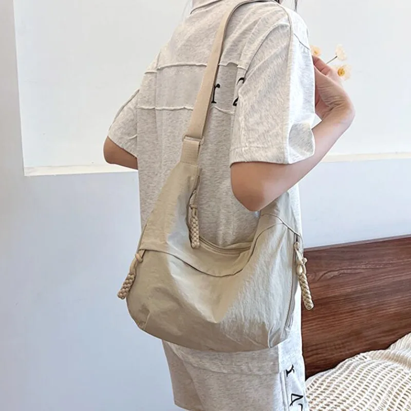 

Minimalist Style Crossbody Bags Large Capacity Korean Version Shoulder Bag Lightweight Solid Dumpling Bag Sports Travel Bag New