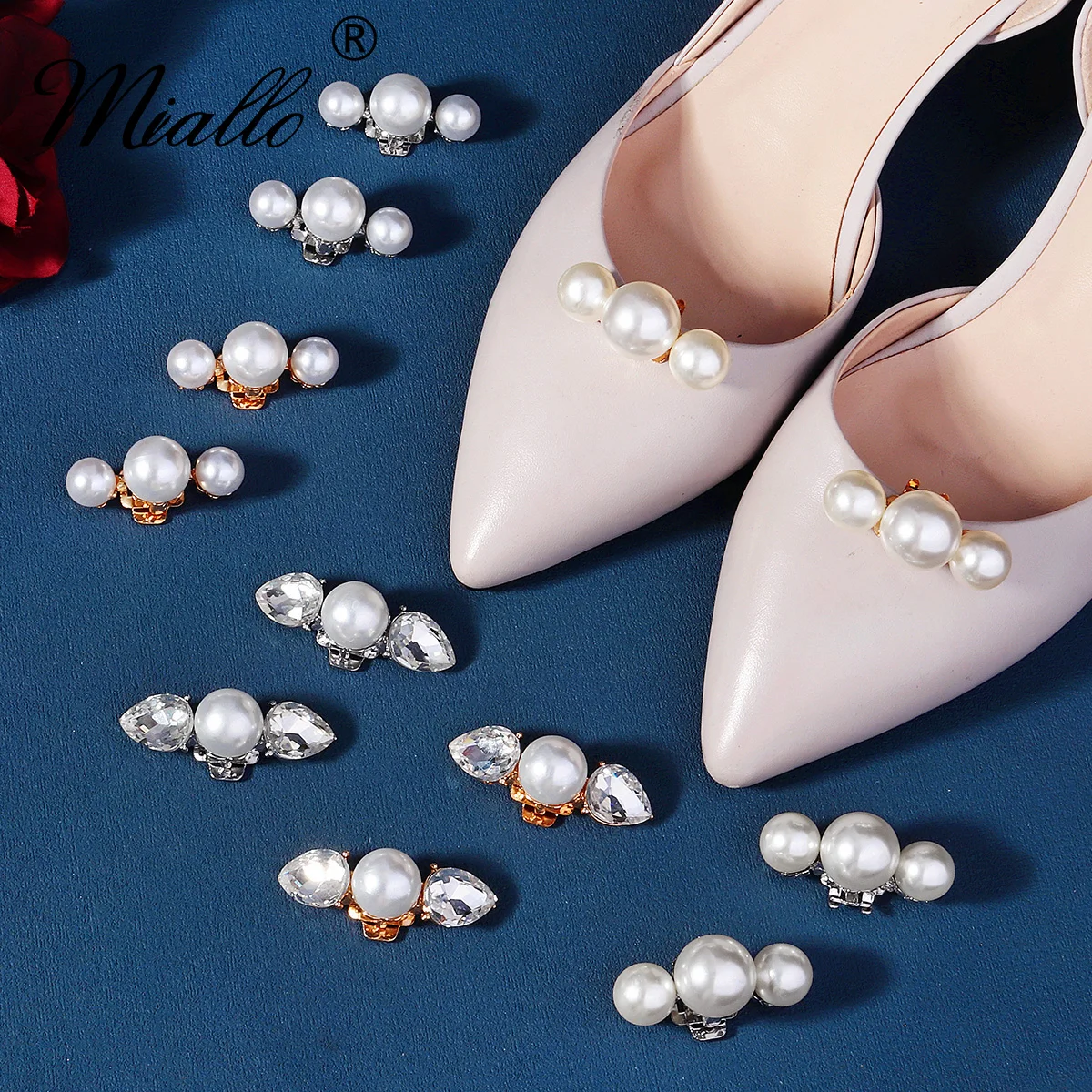 

Classic Pearl Shoe Buckles For Women Fashion Alloy Delicate Shoe Clip Jewelry Accessories Party Shoe Clip Decoration