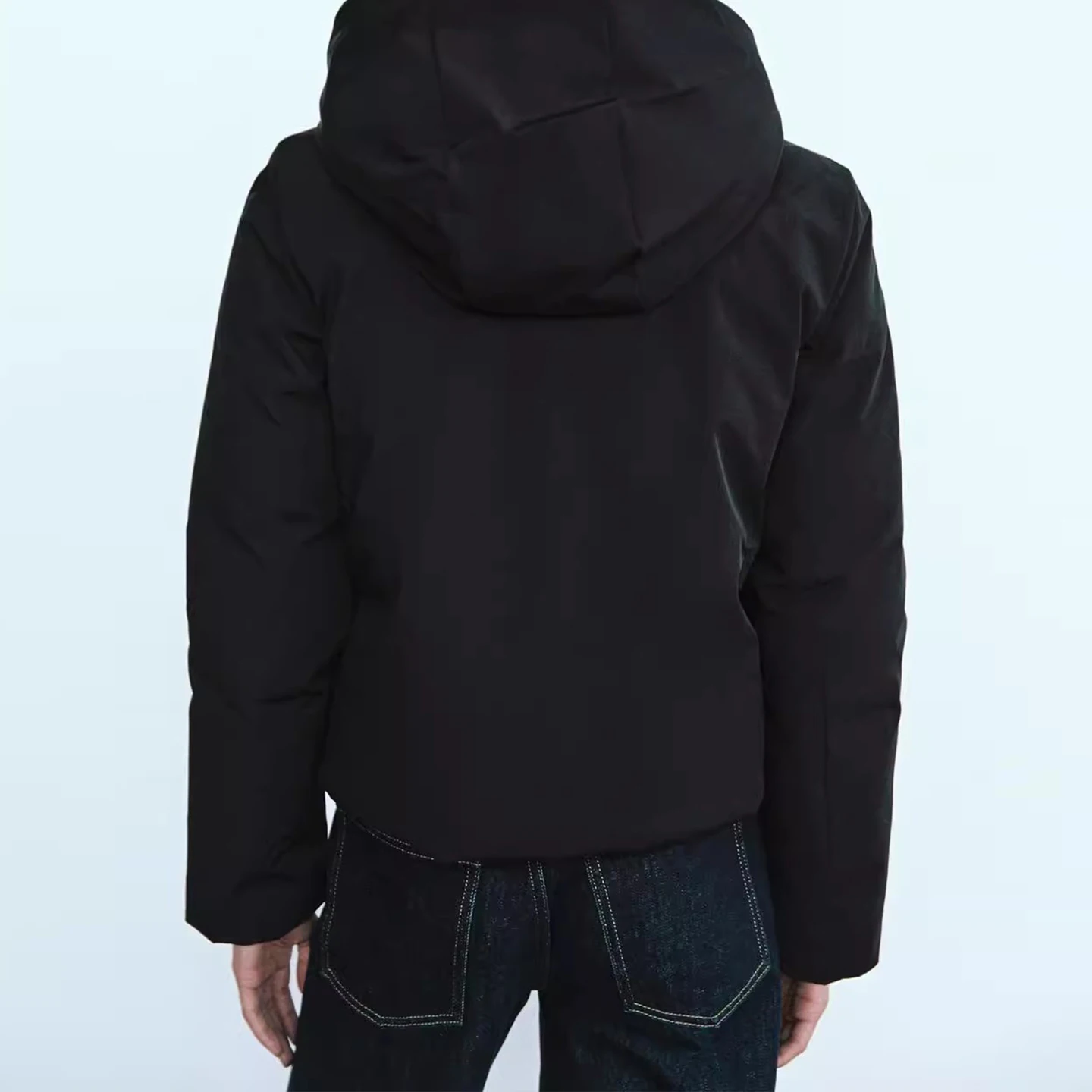 Z 2025 Nova Moda Casaco Curto Acolchoado para Mulheres com Manga Curta Ajuste Padrão Outros Materiais Vestuário F