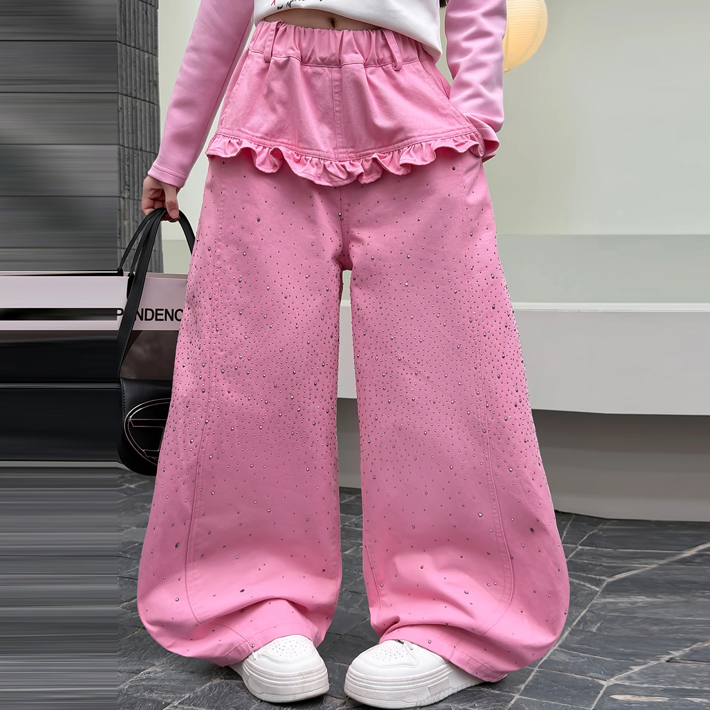 

Модные детские брюки с блестящим эффектом, новая модель, широкие брюки с волнистым краем для девочек-подростков, длинные брюки на все сезоны.