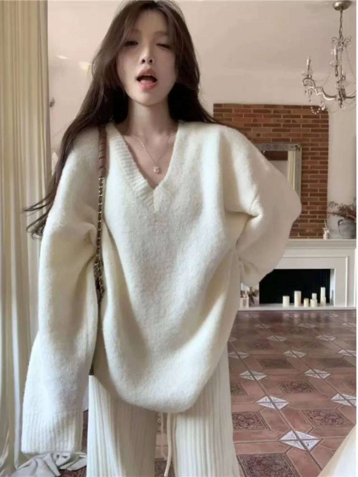 

Ele V-Ne Белый вязаный свитер, женские свободные комбинезоны, весенне-осенний удобный длинный топ Sve Turtlene