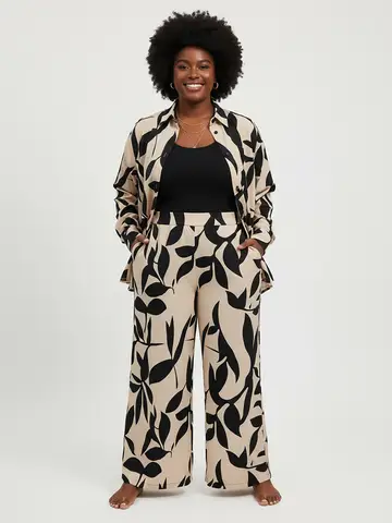 Plus - Size Leaf Print Set! Relaxed Blazer + Wide - Leg Pants, Super Chic for Daily Outings