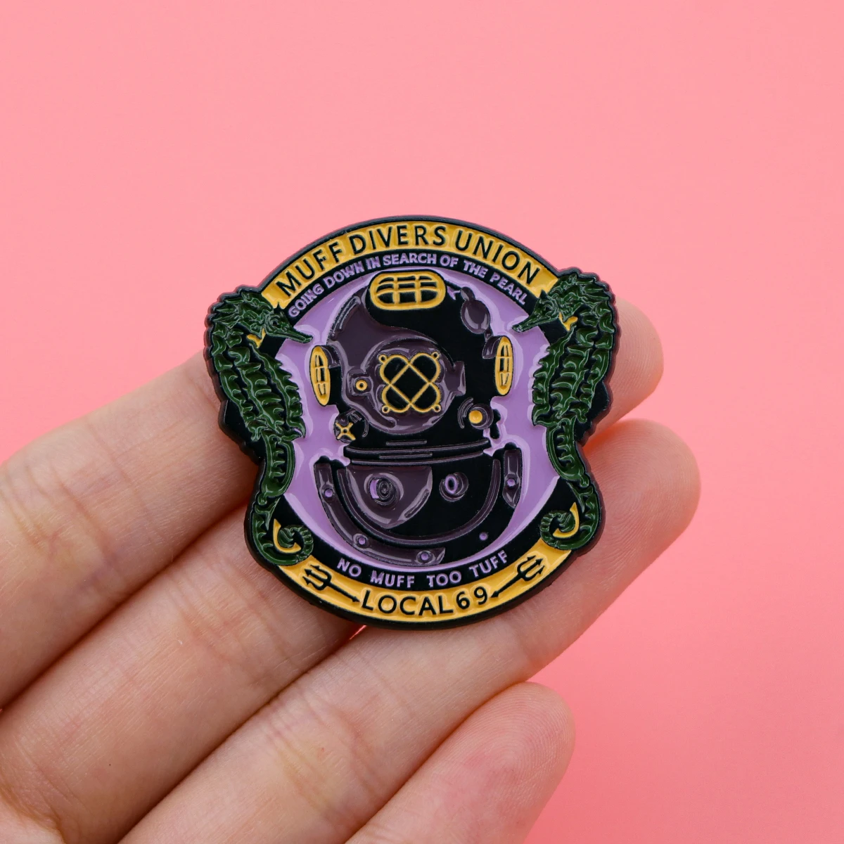 Diving Device Enamel Pin Brooch for Clothes Briefcase Badges on Backpack Accessories Lapel Pins Decorative Jewelry