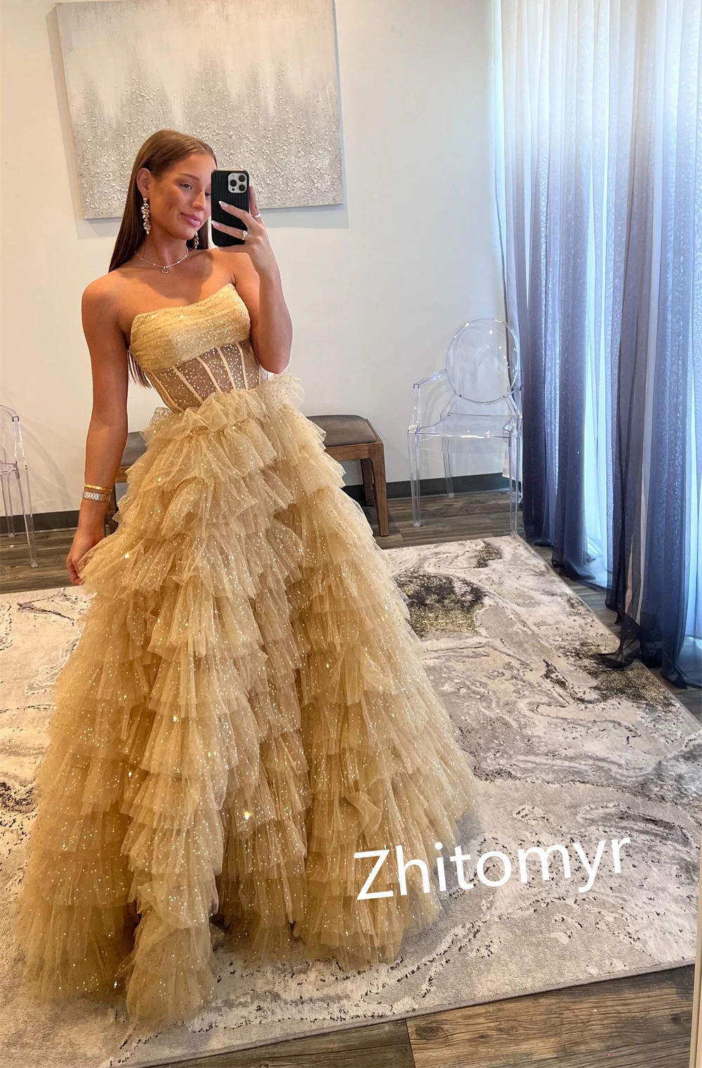 Customized  Exquisite Strapless Ball Gown Floor Length  Dresses Formal Ocassion Layered Tulle Robe Pour Cérémonie De Mariage