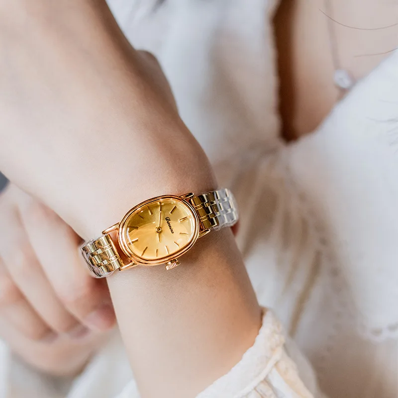 Women Quartz Watch Luxury Oval Shaped Fashion Roman Numerals Numbers Dial Female Vintage Gold Brown Watches Ladies Wristwatch