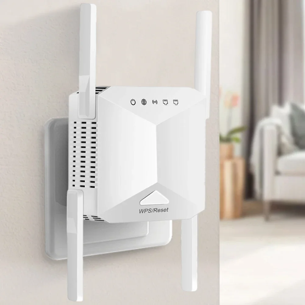 

Wireless WiFi Repeater External Four Antennas Long Range Band Network Extender Signal Enhancement for Home 1200Mbps/2.4G EU Plug