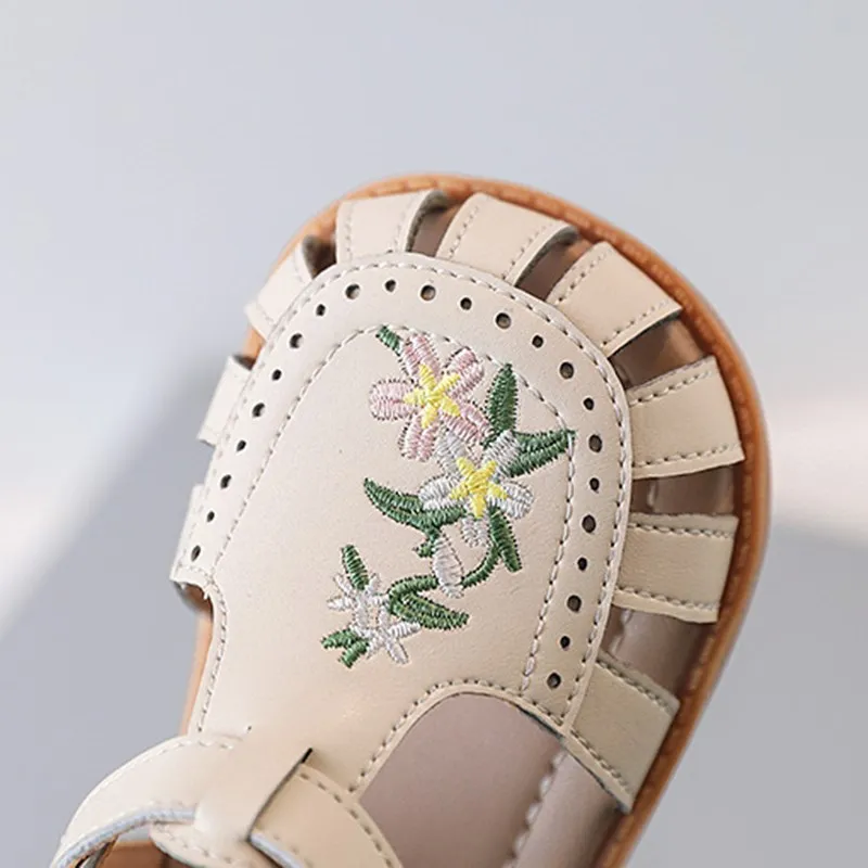 2023 New Summer Kids Sandals For Girls  Leather Cut-outs Embroidery Children Shoes Soft Sole Fashion Toddler Kids Sandals 21-30