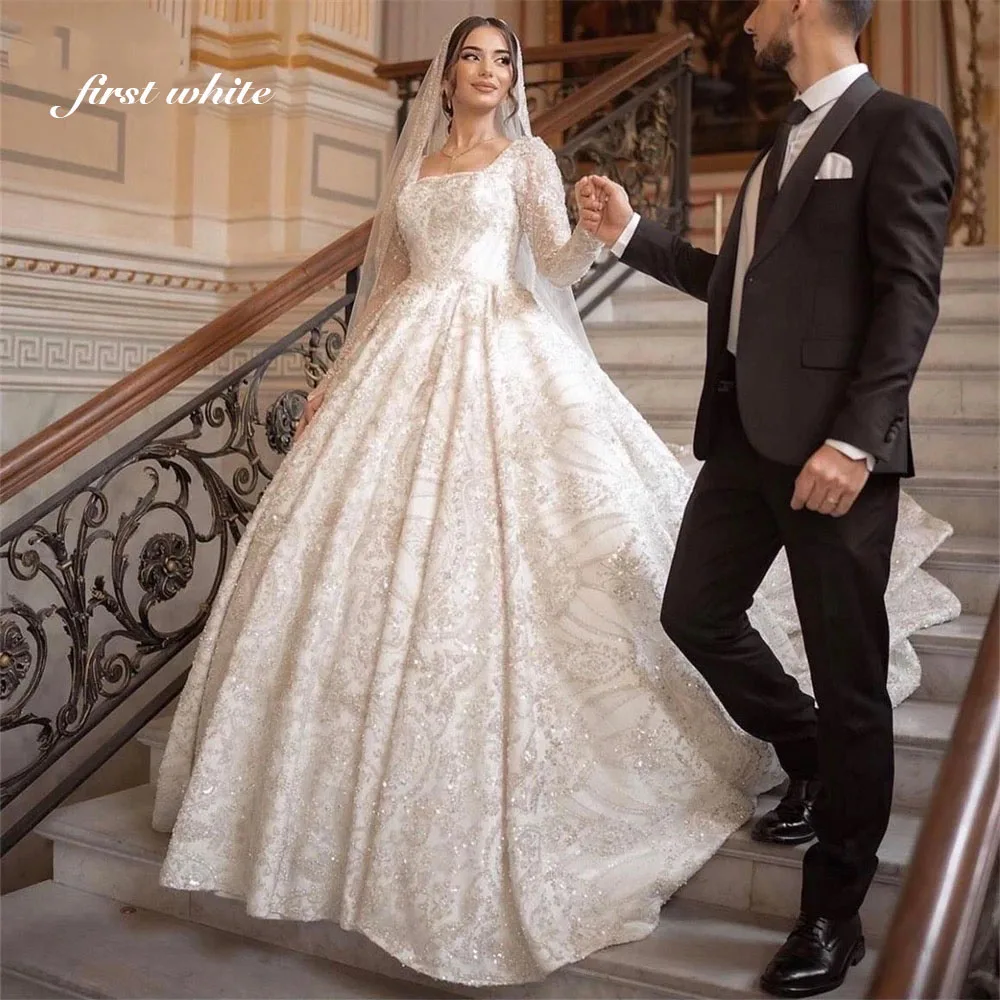 Customized Ball Gown Square Neck Wedding Dress Long Sleeve Beads Bride Dress Bridal Dress Embroidery Pearls Robe De Mariage