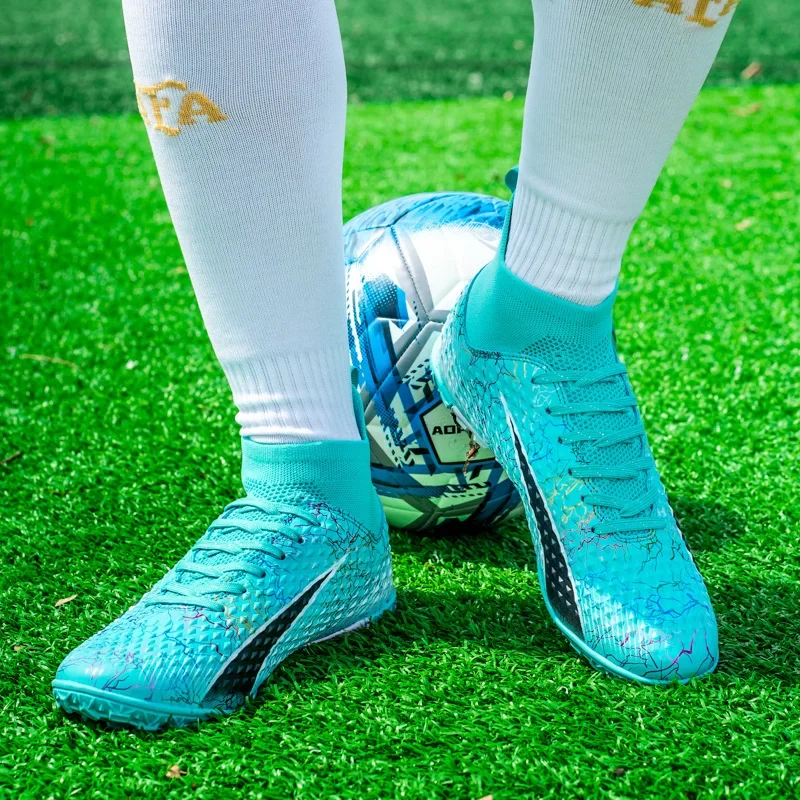 Football Boots Men Non-slip Soccer Shoes Society Training TF/AG Boys Chuteira Campo Sports Turf Soccer Cleats Futsal Sneakers