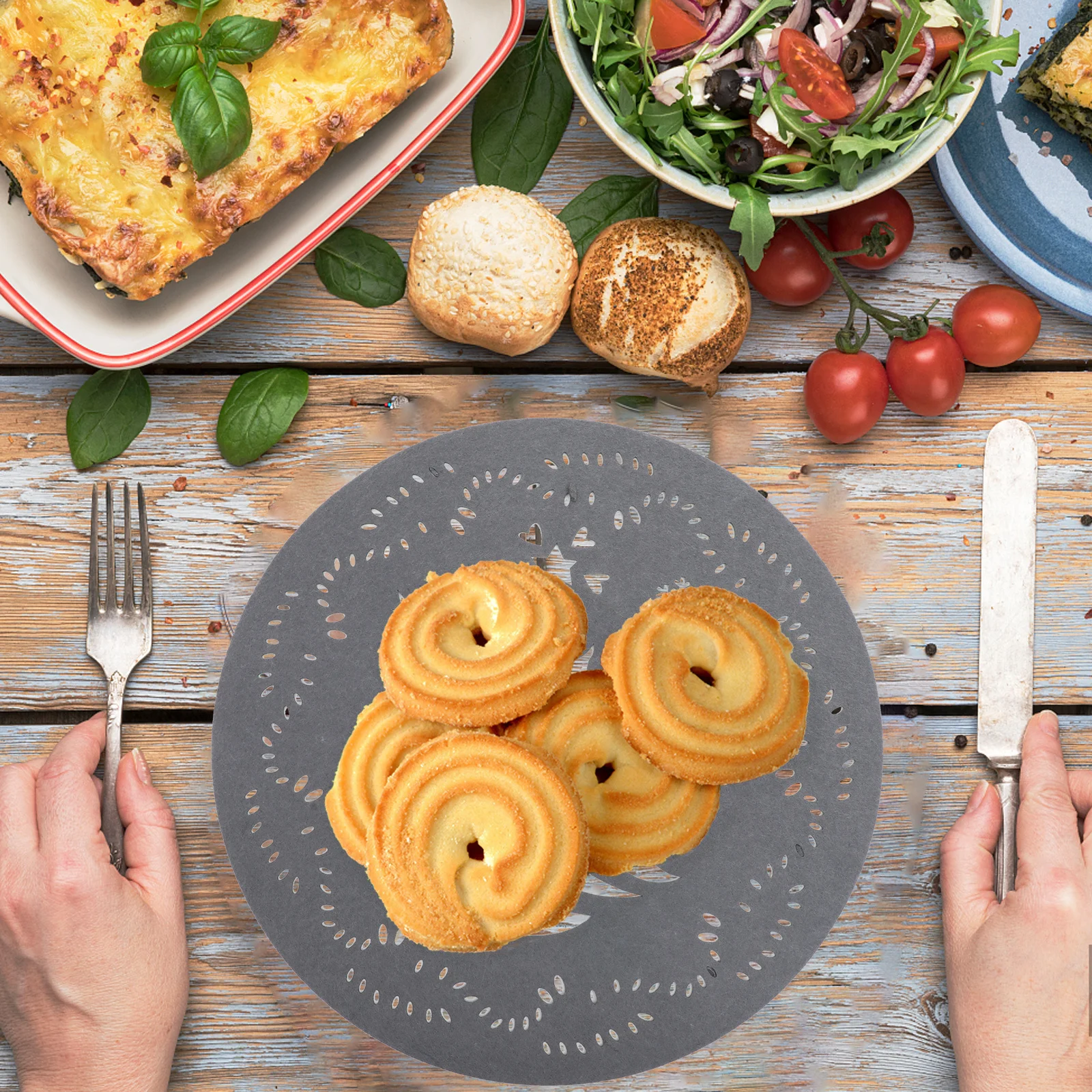 

4Pcs Christmas Tree Placemats Felt Xmas Party Table Mats Decorative Coaster Dining Table Decor Anti-Slip Placemats