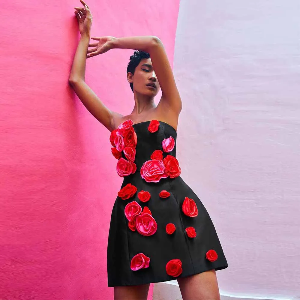 Black Cocktail Dresses Mini Satin A-line Celebrity Dress Black and Hot Pink Strapless 3D Red flowers Bespoke Occasion Gown	2026