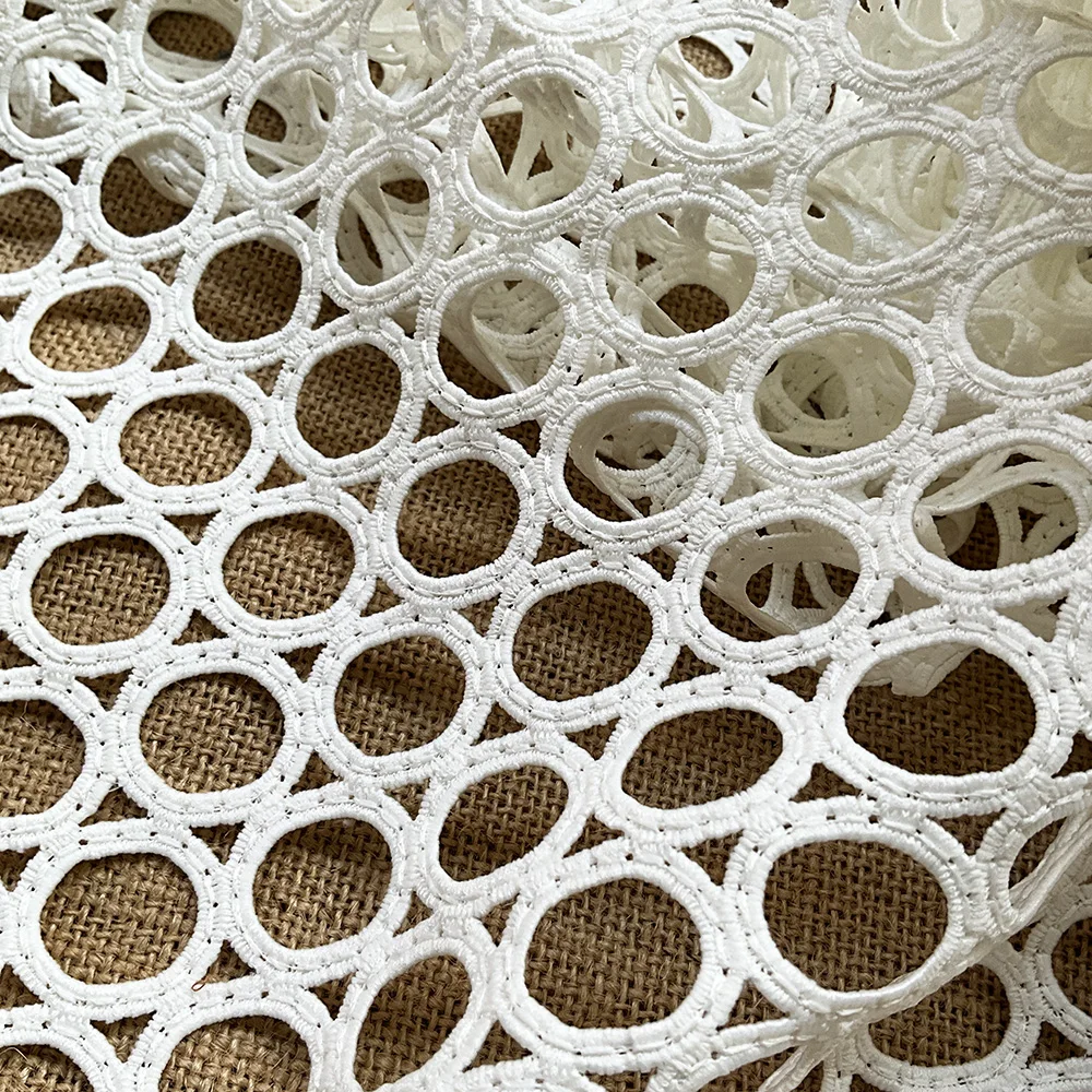 

Изысканная гипюровая кружевная ткань, кружевная ткань из 100% полиэстера, шикарная одежда из двух предметов, материал для шитья в общежитии, украшение для дома