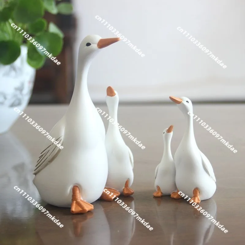 Garden ornaments Mother and son duck courtyard decoration micro-landscape ornaments, resin handicraft ornaments