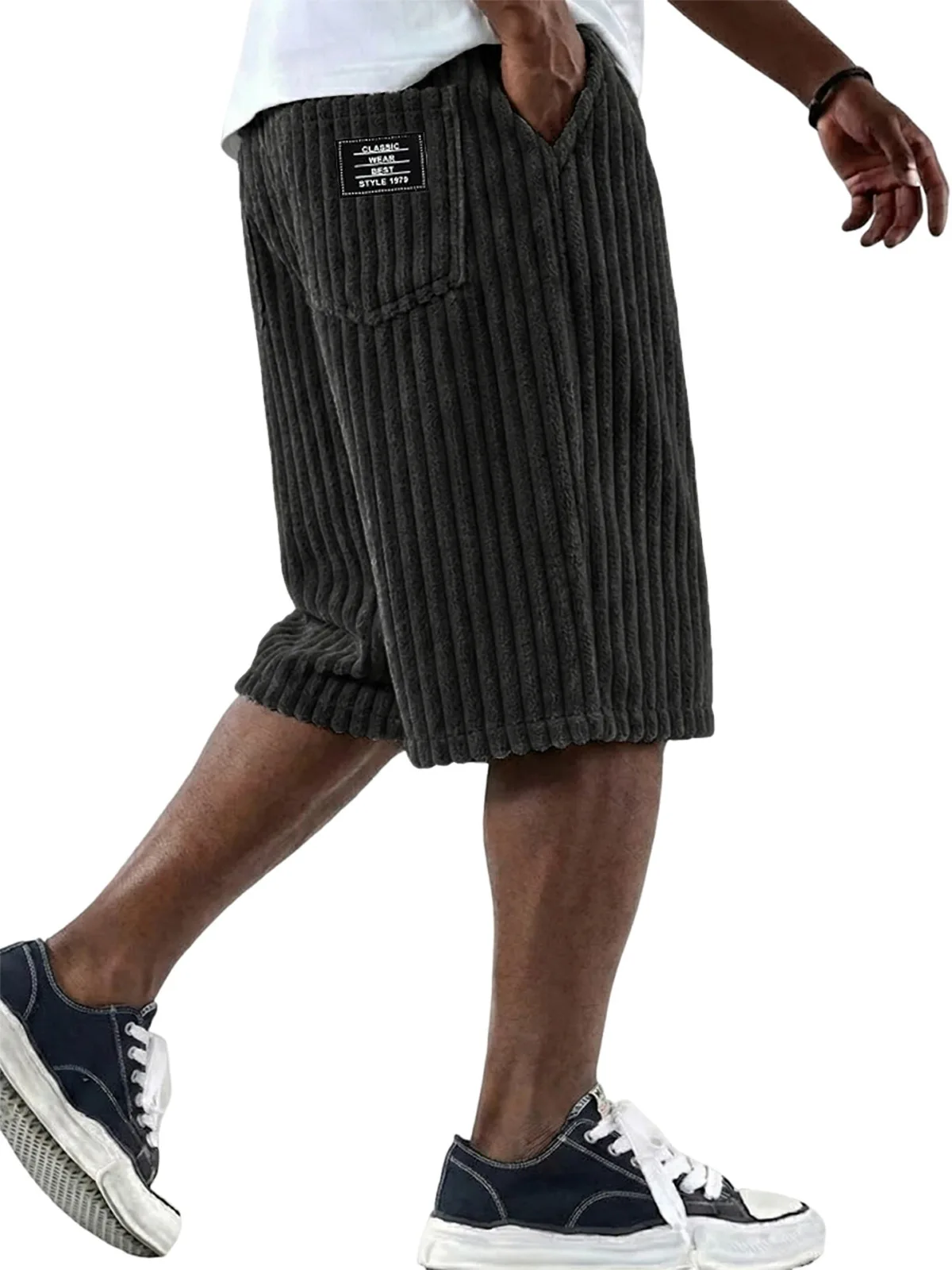 

Summer New Men's Corduroy Shorts Fashion American Style Multi Pocket Pants Embroidered Logo Retro Straight Leg Shorts For Male