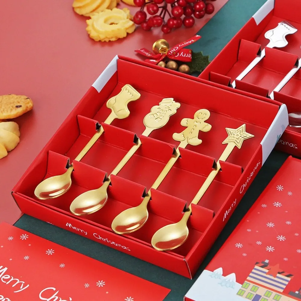 4-piece Christmas cutlery set, exquisite spoons, creative holiday gift box packaging. Durable and sturdy, the cartoon gingerbread man design adds a touch of fun. Suitable for family gatherings and dinner parties, ideal for family tables and Christmas dinner settings, it is a practical and cute Christmas gift that brings a joyful atmosphere to the holiday table