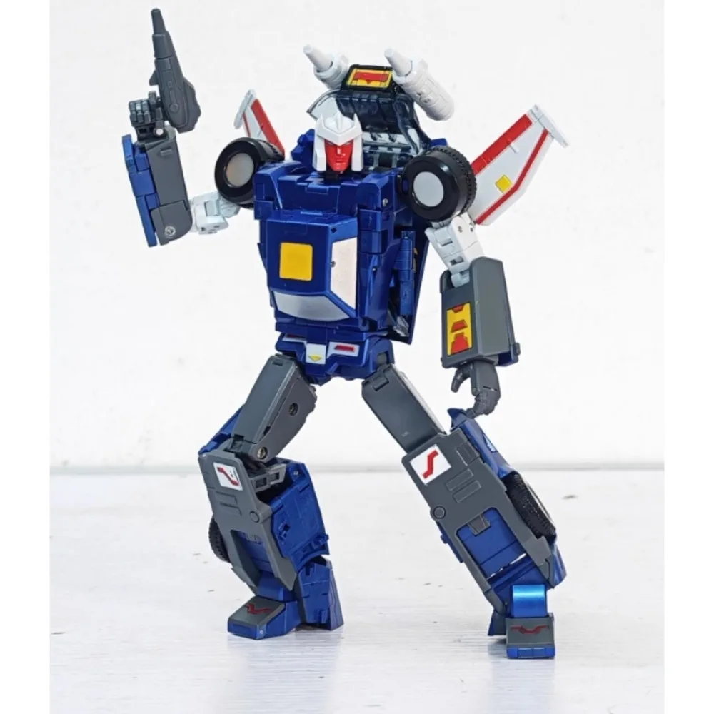 Star Toy ST02 ST02 rastreador de neumáticos Transformable Mecha modelo juguete MP escala
