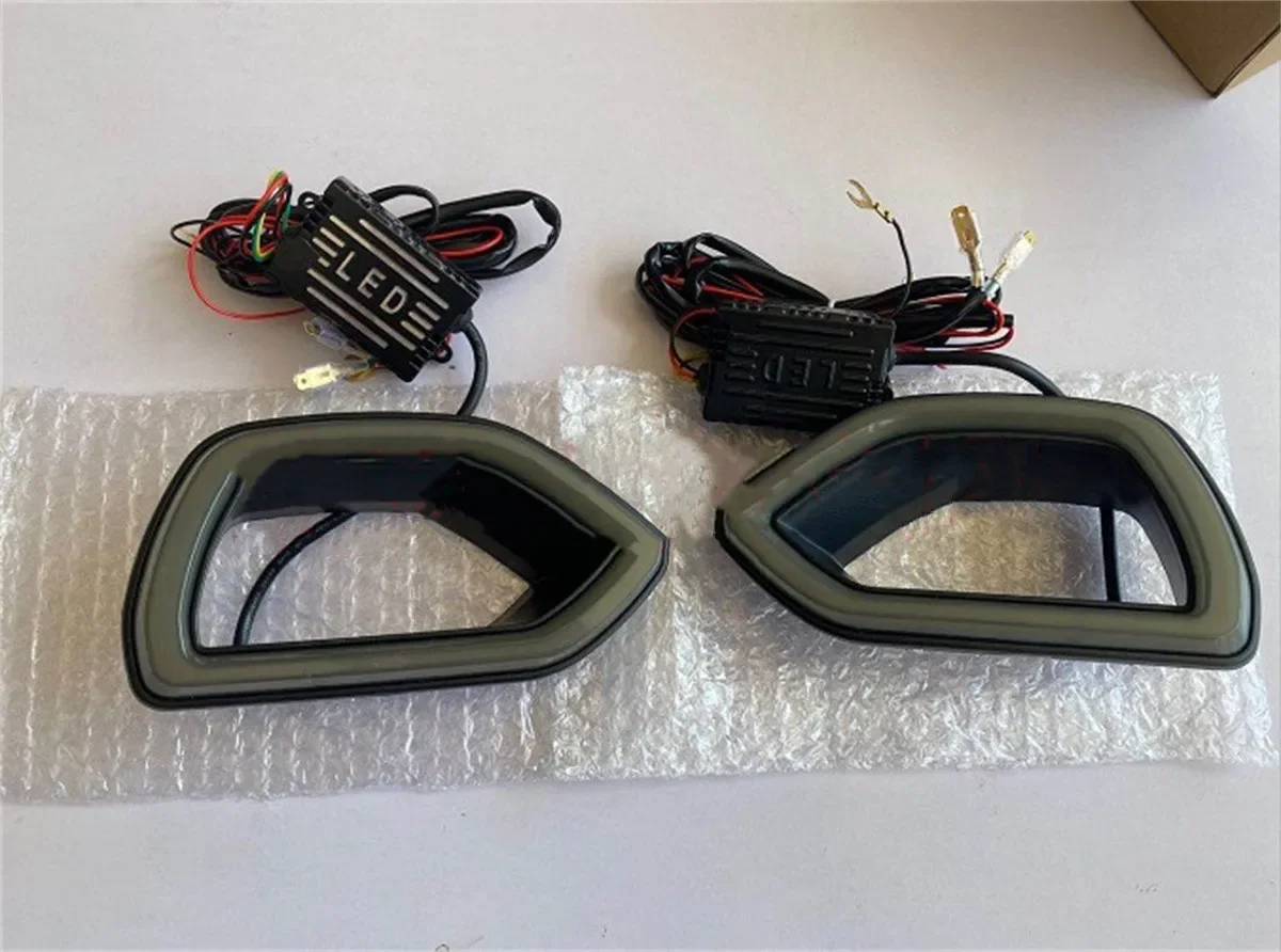2pcs/set LED Daytime Running Light Grille Pig Nose Light for 2015-2019 Dodge Charger