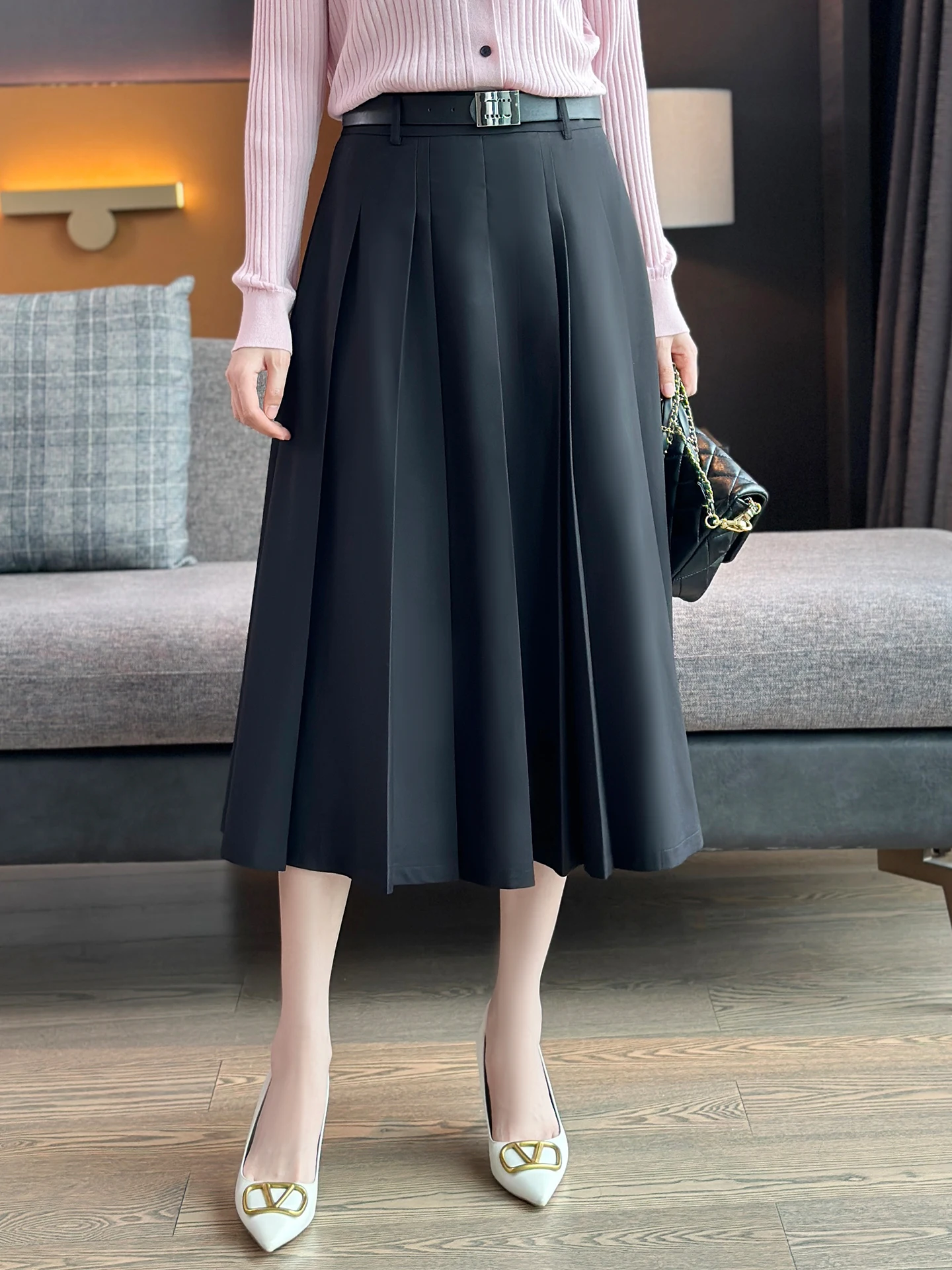 

Плиссированная юбка-трапеция Left Home Miu Series с эффектом драпировки, скрывающая бедра, с высокой талией, элегантная, визуально стройнящая, А-силуэт, для создания омолаживающего образа.