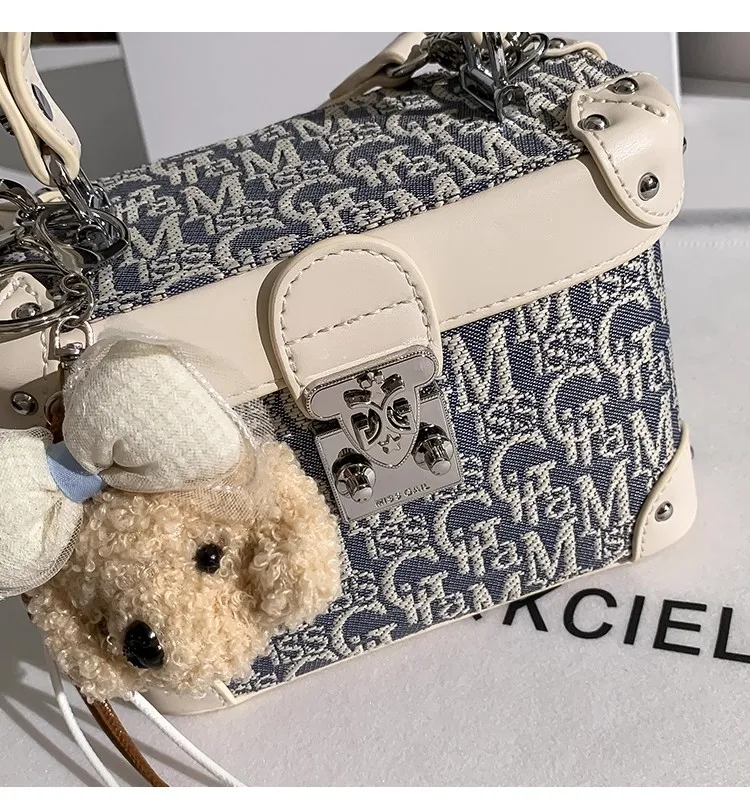 

Высококачественная текстурированная женская сумка-клатч желтого цвета с модной вышивкой, квадратная, люксовая, через плечо, повседневная сумка-мессенджер