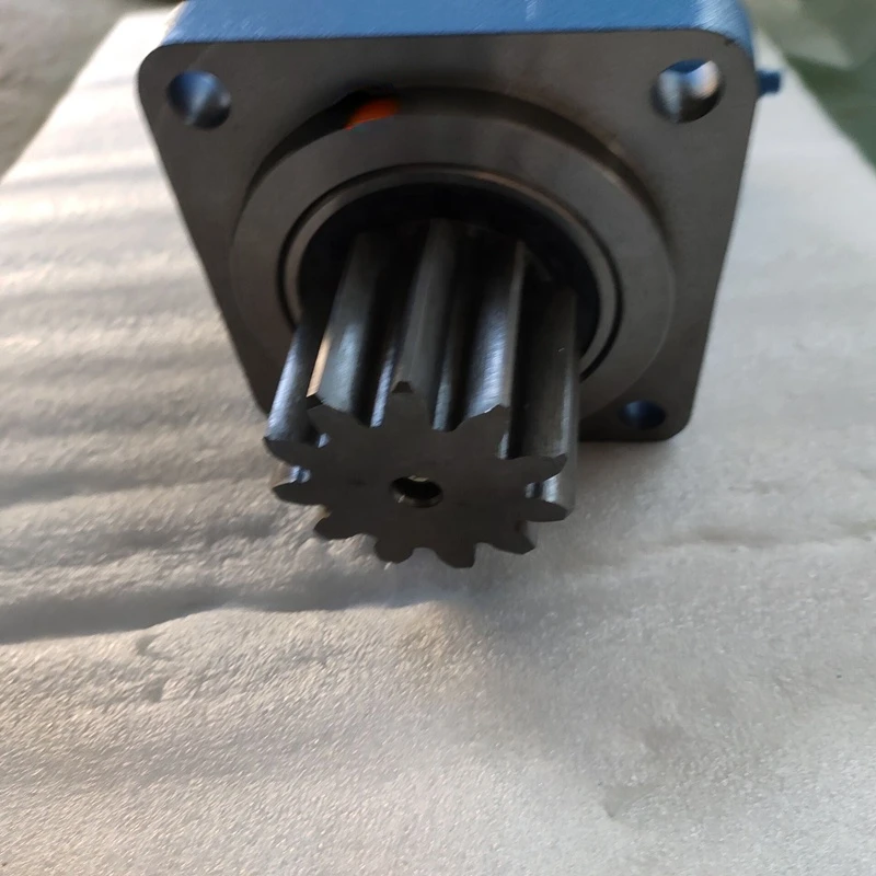 Qianyu Excavator Orbit Hydraulic Motor SW2.5k-245 Excavator Swing