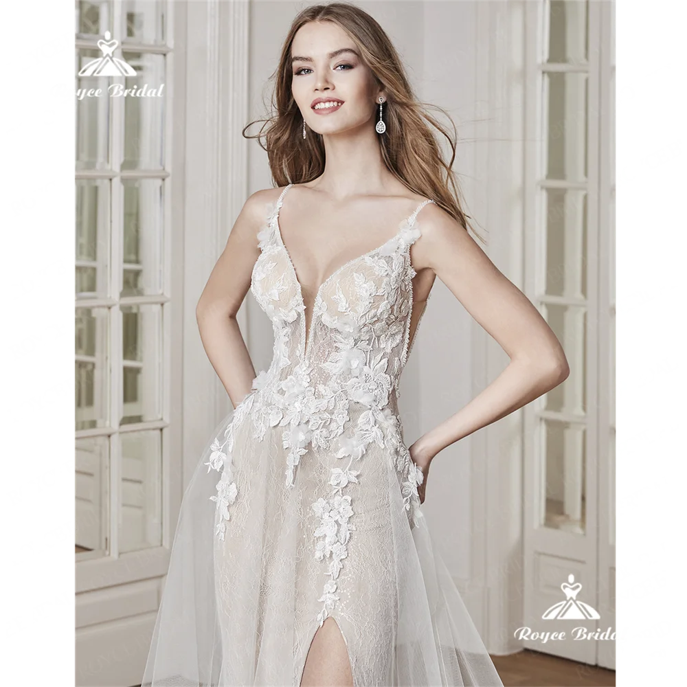 Roycebridal v-neck A line ชุดแต่งงาน2025ลูกไม้ด้านข้างร่องรถไฟศาลชุดเจ้าสาวลูกไม้