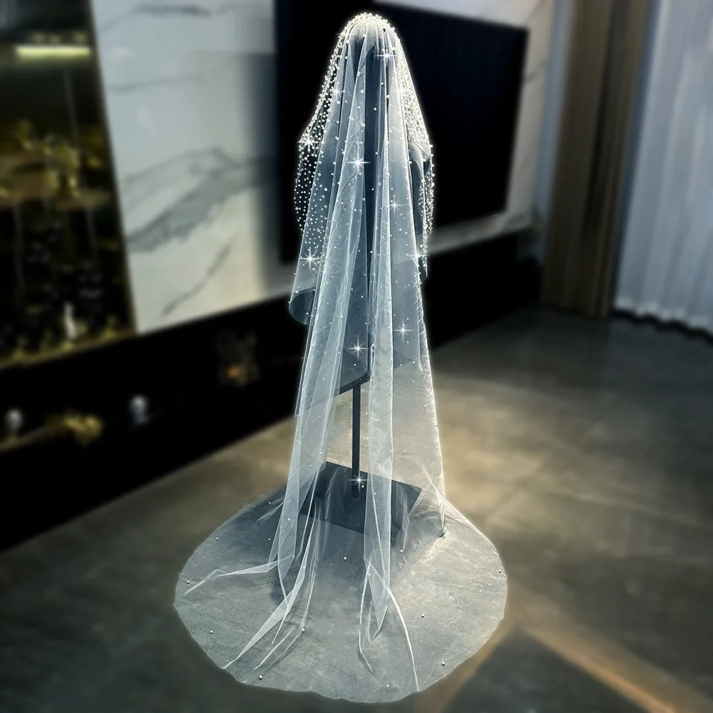 voile-de-mariee-de-luxe-orne-de-perles-de-style-cathedrale-une-seule-couche-en-tulle-doux-avec-perles-de-differentes-tailles-et-peigne