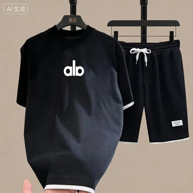 

Летний комплект 2026: новая мужская дышащая футболка с коротким рукавом + быстросохнущие шорты, двухсоставный комплект для активного отдыха, модный мужской спортивный повседневный топ