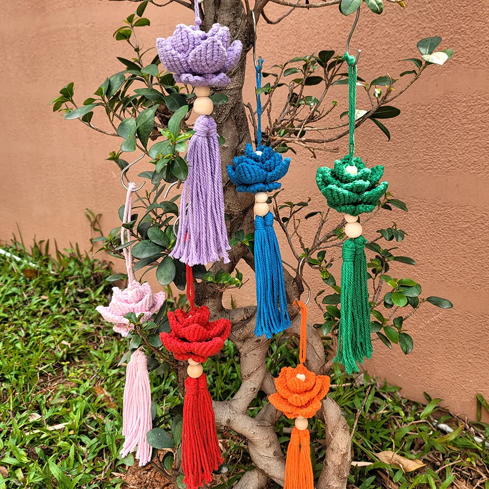 مجموعة واحدة من مجموعة مكرامية اللوتس المعلقة على الحائط مع برامج تعليمية خطوة بخطوة للمبتدئين، لوازم يدوية ذاتية الصنع.