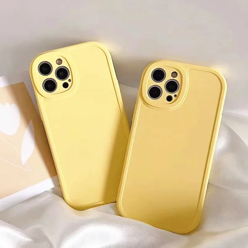 Anti-Fall Yellow Liquid Silicone Phone Case for iPhone 16 15 14 13 12 11 Pro Max 16 Plus Candy Solid Color Shockproof Back Cover