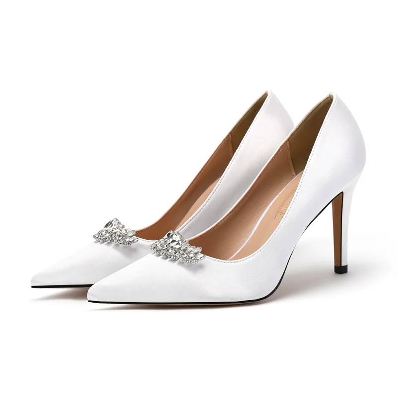 2024 tacchi alti con tacco Fine sposa francese Fit scarpe da donna quotidiane scarpe da sposa con diamanti in raso scarpe da donna blu chiaro con