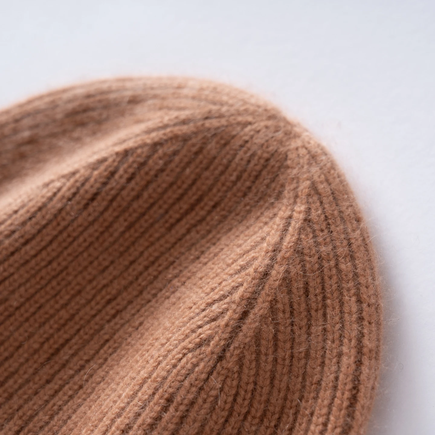 Hochwertige Kaschmir-Herbst-Winter-Baby-Mützen für Kinder, gerippte, umgeschlagene, gestrickte, weiche, warme, nahtlose Beanies für Jungen und Mädchen. – Detail 6