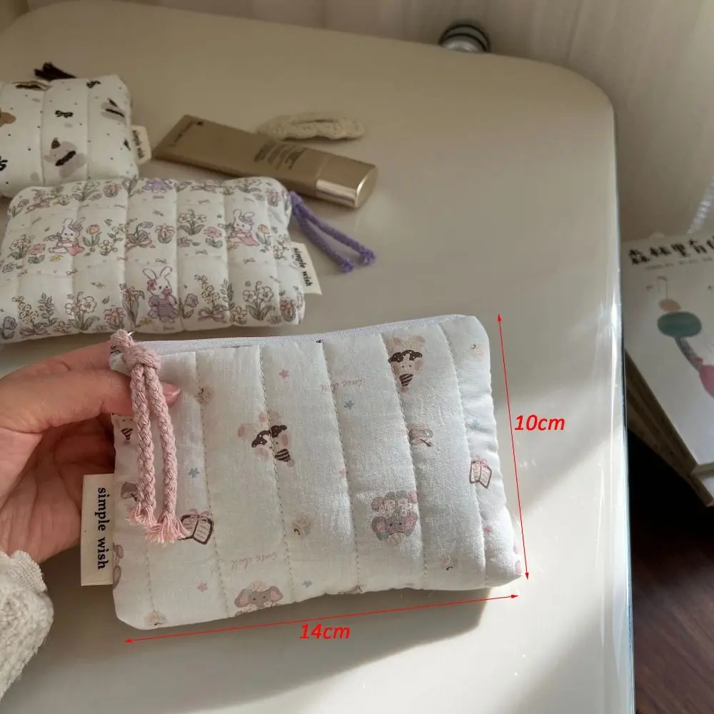 Cute Cotton Quilted Floral Coin Purse Square Ultralight Padded Wallet Portable with Zipper Mini Card Holder