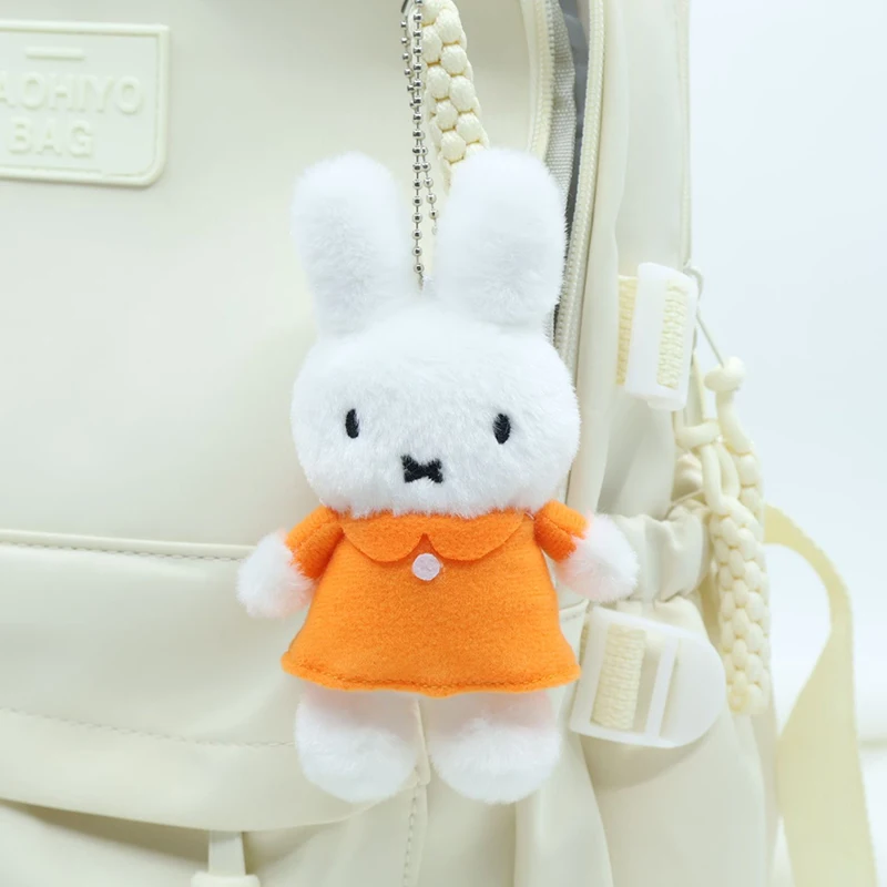 귀여운 Miffy 봉제 인형 도파민 만화 인형 장난감 애니메이션 배낭 액세서리 귀여운 매력적인 펜던트 Kawaii 키 체인 소녀 선물