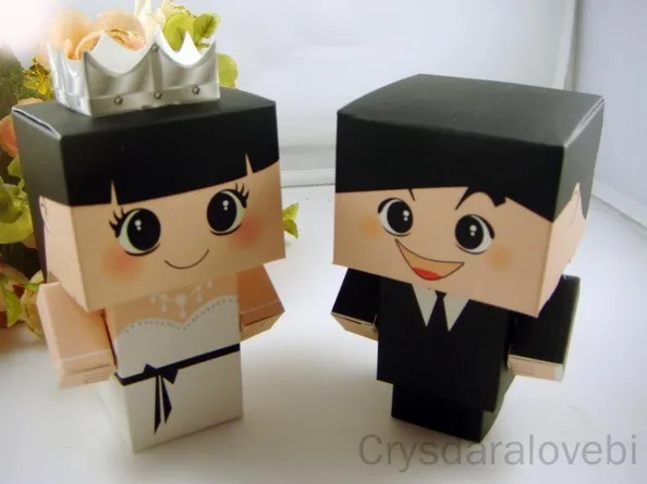 

100pcs New Personality Cartoon Bride And Groom Western-Style Doll Creative Candy Box