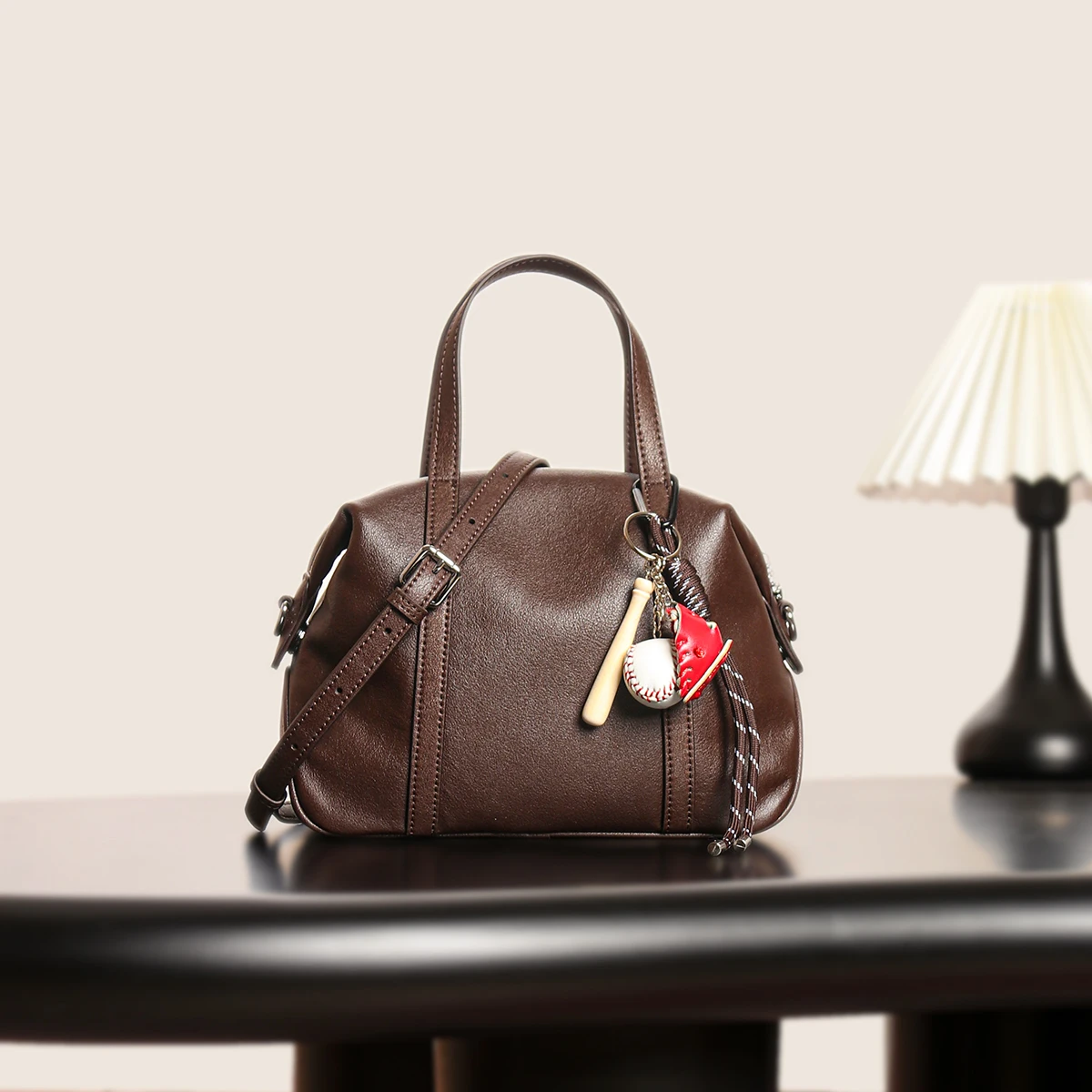 

Light Luxury Boston Handbag for Women, New Winter Fashion, Light Luxury Retro Cowhide Shoulder Crossbody Bag