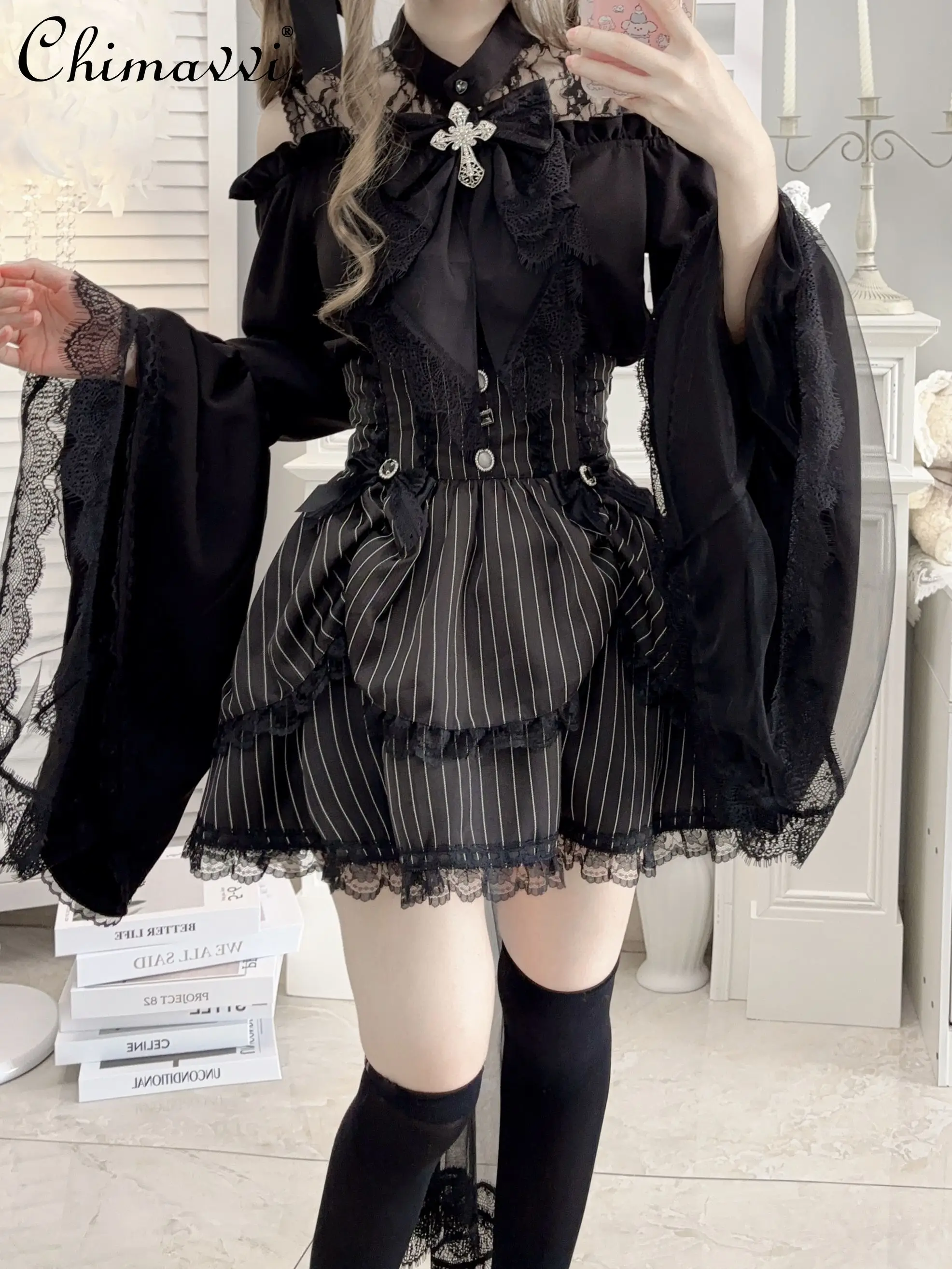 Original Japanese Mine Series Mass-produced Skirt New 2024 Autumn New Dark Girl High-waisted Lace Splicing Lolita Short Skirts